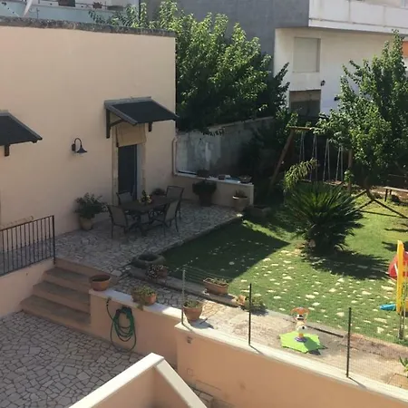 Casa Indipendente * Specchia
